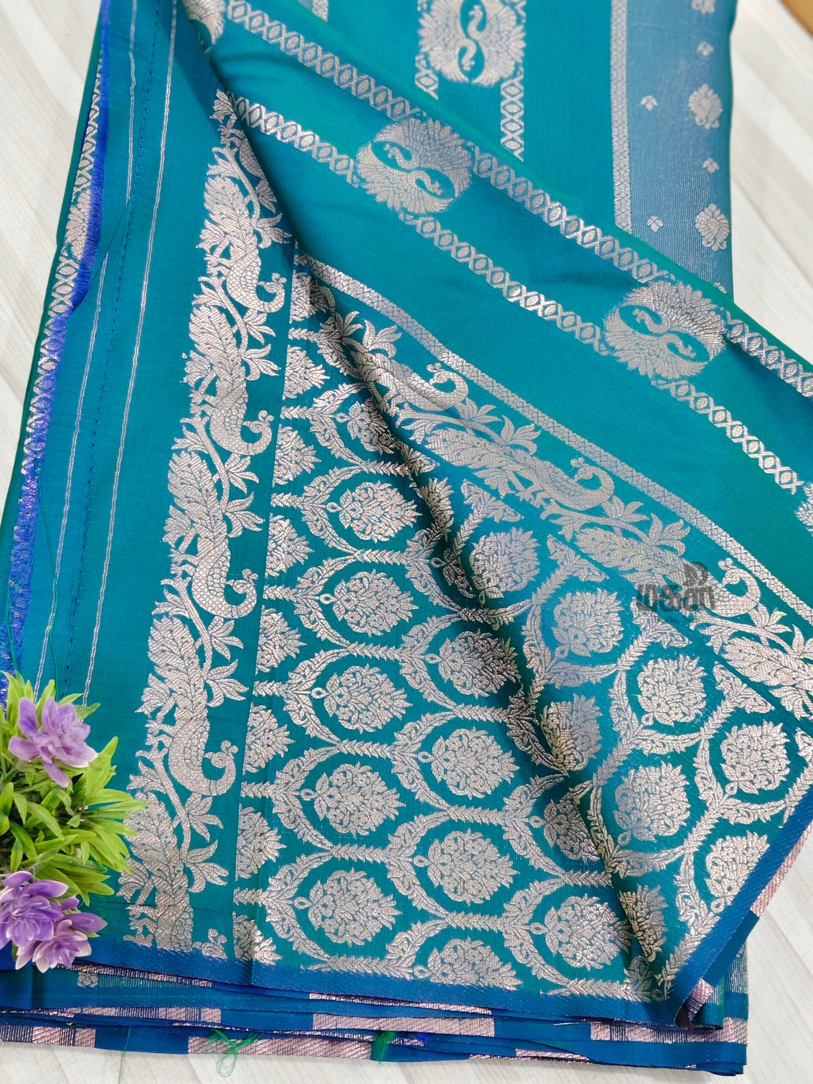 SOFT SILK Saree - Image 2